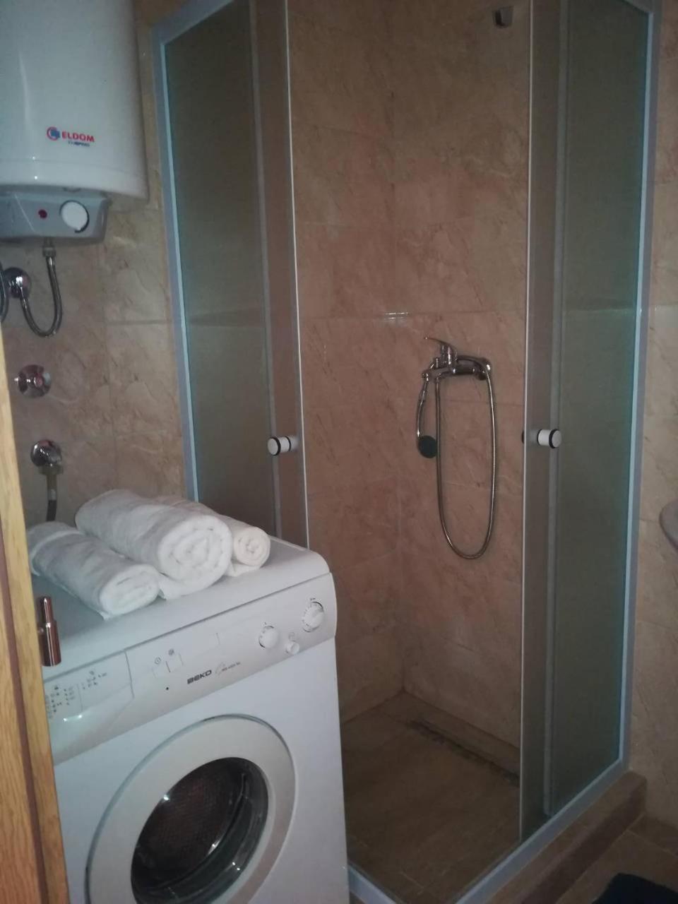 Studio Apartman زينيتشا المظهر الخارجي الصورة